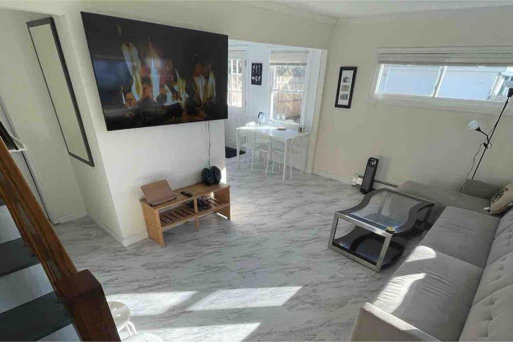 Pousada Entire 3bdr W/parking, Backyard, Firepit, Bbq *