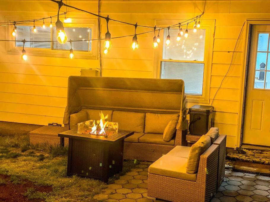 Pousada Entire 3bdr W/parking, Backyard, Firepit, Bbq Nova York